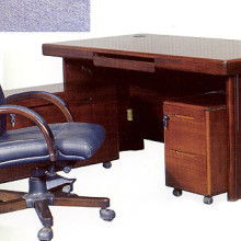 深圳南山東方家具廠 專(zhuān)注辦公家具，廠家直銷(xiāo)座椅